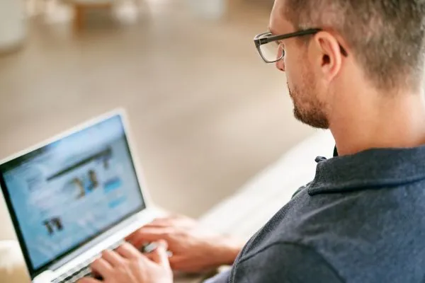 Man browsing on a remodeler website